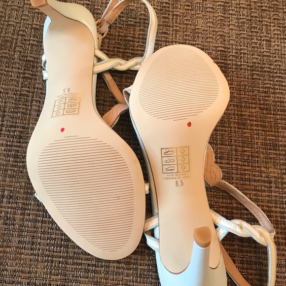 ANTHROPOLOGIE Billy Ella Braided Gilt T-strap heel - Picture 5 of 6